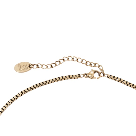 Taylor Swift NEW Reputation All I Think About Is Karma Snake Necklace - Picture 3 of 6
